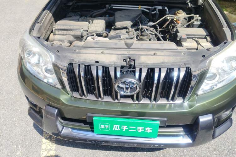 Used Toyota Prado 2010 2.7L Automatic Standard Edition Engine Bay