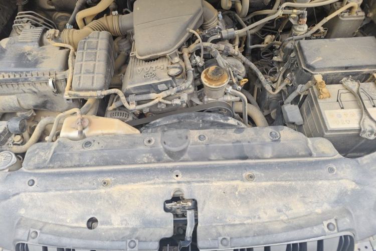 Used Toyota Prado 2010 2.7L Automatic Deluxe Edition Engine Bay