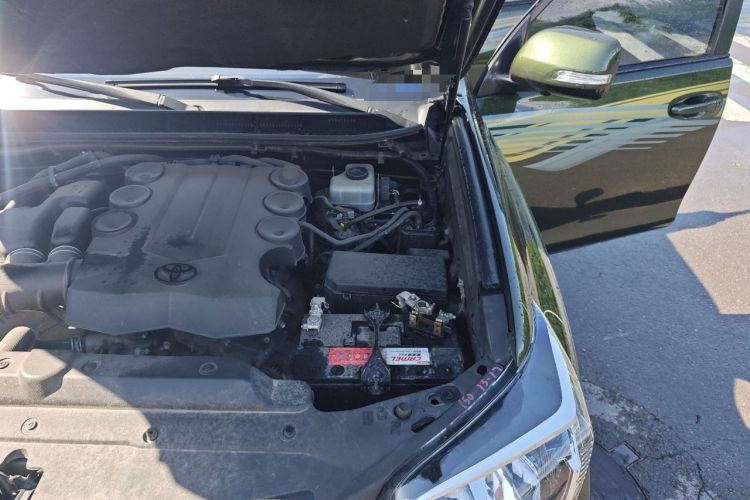 Used Toyota Prado 2010 4.0L Automatic VX NAVI Engine Bay Left
