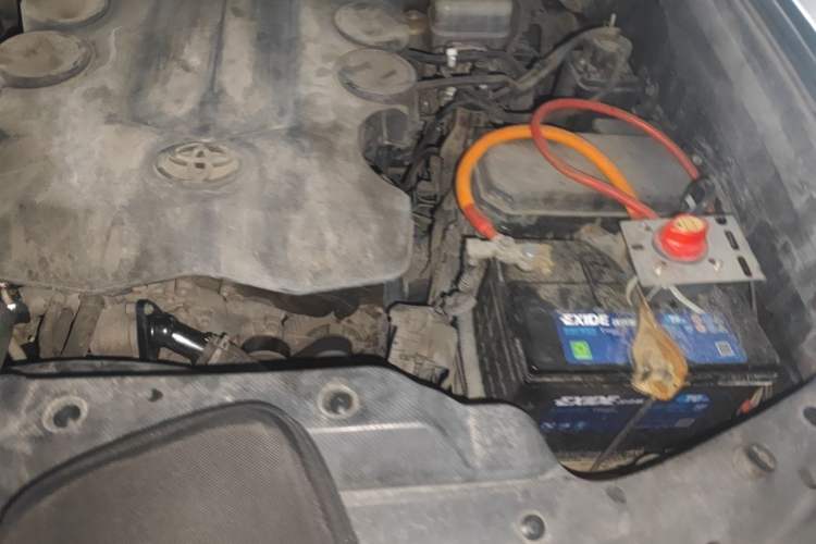 Used Toyota Prado 2010 4.0L Automatic TX-L Engine Bay Left