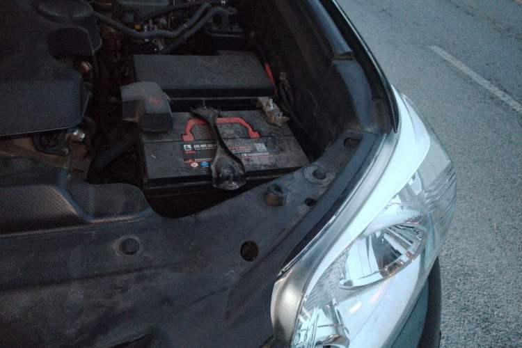 Used Toyota Prado 2010 4.0L Automatic TX-L NAVI Engine Bay Left