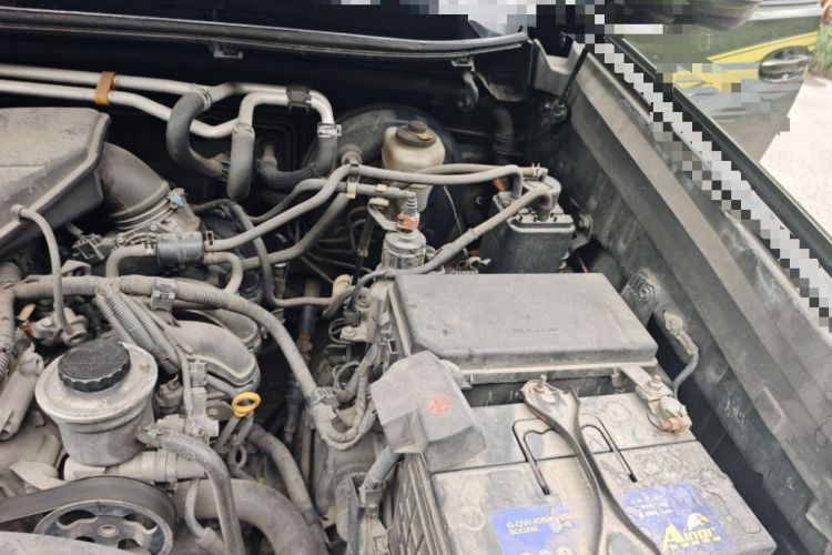 Used Toyota Prado 2010 2.7L Automatic Standard Edition Engine Bay Left