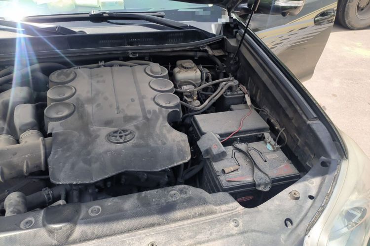 Used Toyota Prado 2010 4.0L Automatic VX Engine Bay Left