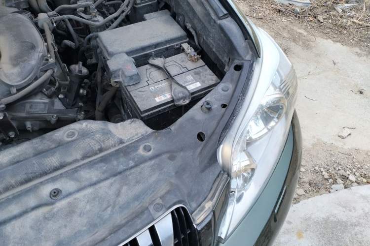 Used Toyota Prado 2010 4.0L Automatic VX NAVI Engine Bay Left