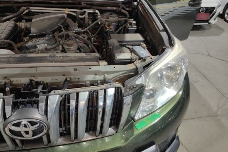 Used Toyota Prado 2010 2.7L Automatic Standard Edition Engine Bay Left