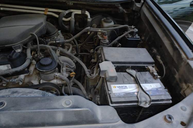 Used Toyota Prado 2010 2.7L Automatic Standard Edition Engine Bay Left