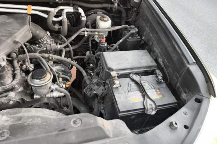 Used Toyota Prado 2010 2.7L Automatic Deluxe Edition Engine Bay Left