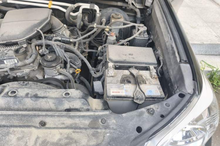Used Toyota Prado 2010 2.7L Automatic Standard Edition Engine Bay Left