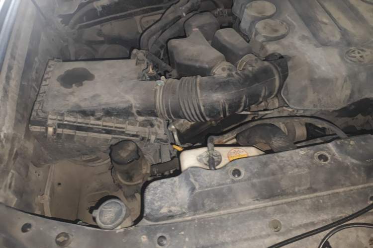 Used Toyota Prado 2010 4.0L Automatic TX-L Engine Bay Right