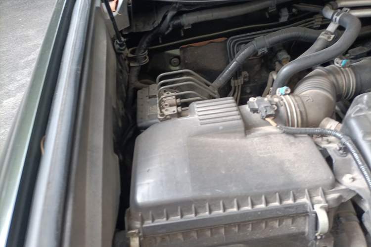 Used Toyota Prado 2010 2.7L Automatic Deluxe Edition Engine Bay Right