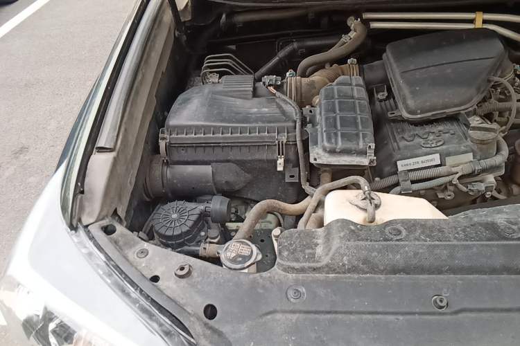 Used Toyota Prado 2010 2.7L Automatic Standard Edition Engine Bay Right