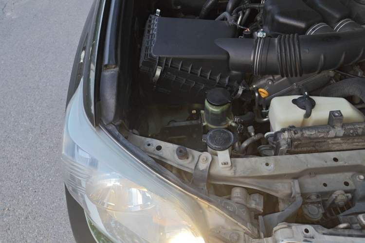 Used Toyota Prado 2010 4.0L Automatic VX Engine Bay Right