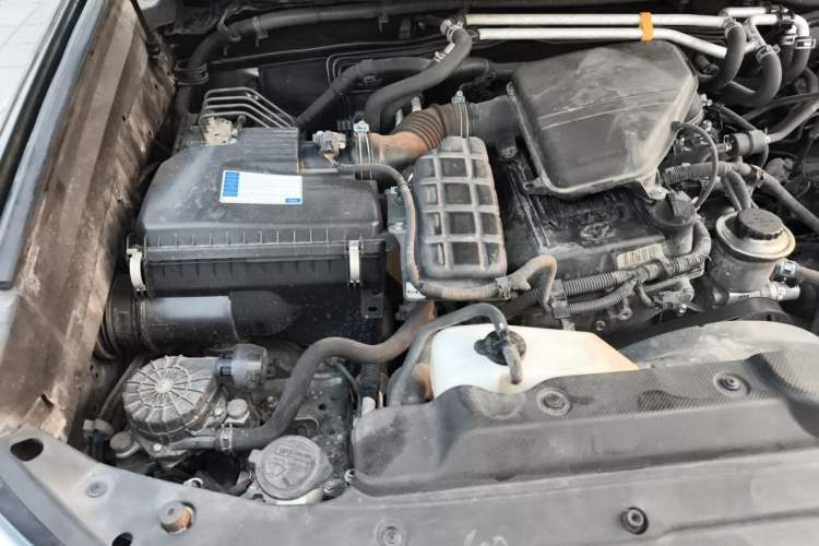 Used Toyota Prado 2010 2.7L Automatic Deluxe Edition Engine Bay Right
