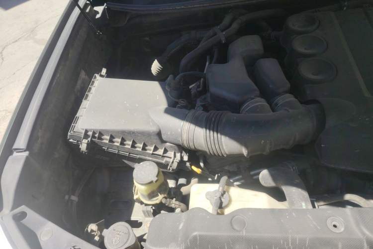 Used Toyota Prado 2010 4.0L Automatic TX-L Engine Bay Right