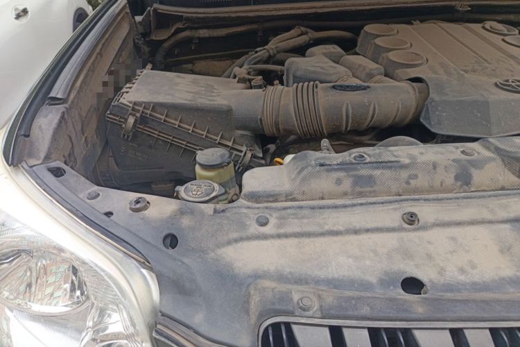 Used Toyota Prado 2010 4.0L Automatic TX-L Engine Bay Right