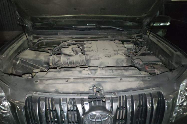 Used Toyota Prado 2010 4.0L Automatic VX NAVI Engine Bay