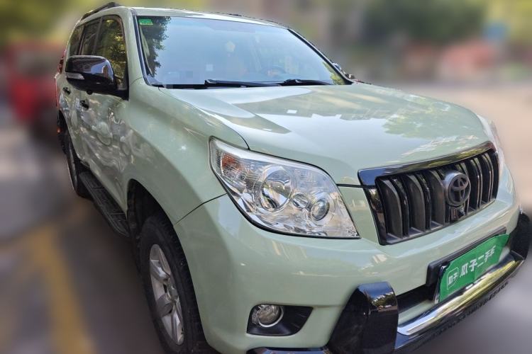 Used Toyota Prado 2010 2.7L Automatic Deluxe Edition Front Right 45 Deg