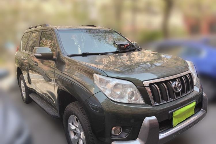 Used Toyota Prado 2010 2.7L Automatic Deluxe Edition Front Right 45 Deg