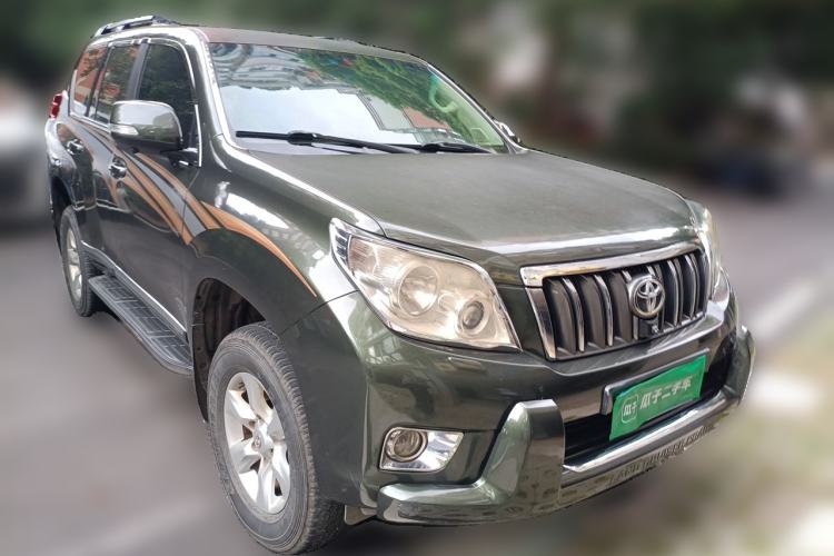 Used Toyota Prado 2010 2.7L Automatic Deluxe Edition Front Right 45 Deg