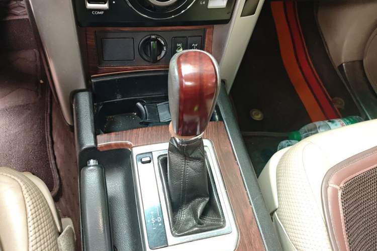 Used Toyota Prado  Gear Lever