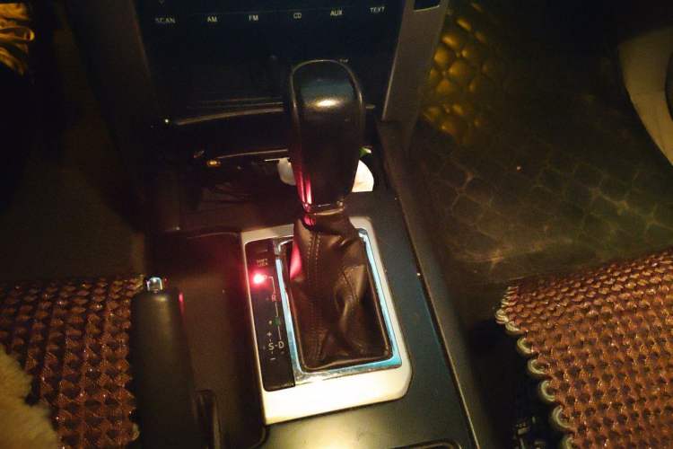 Used Toyota Prado 2010 4.0L Automatic TX Gear Lever