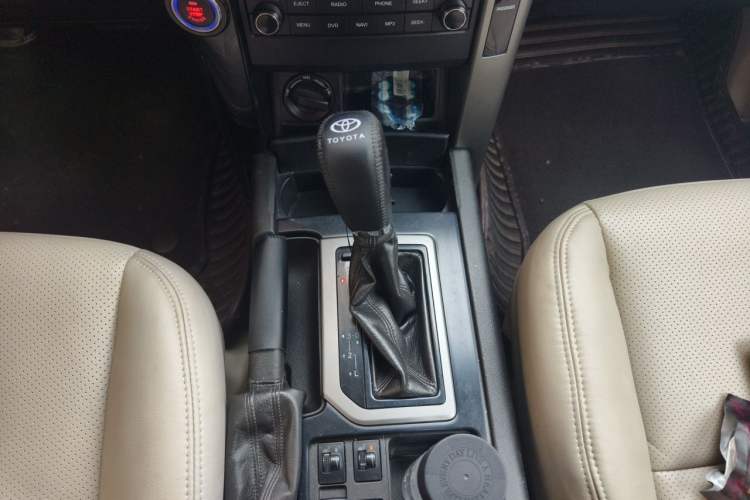 Used Toyota Prado  Gear Lever