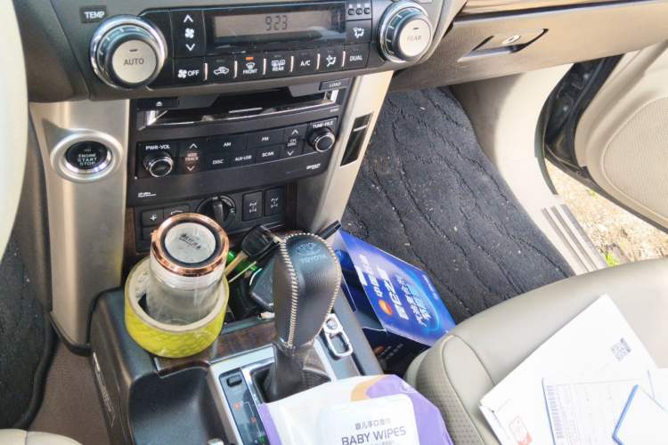 Used Toyota Prado 2010 4.0L Automatic VX NAVI Gear Lever