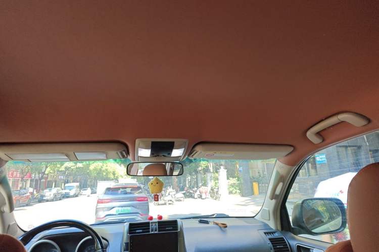 Used Toyota Prado 2010 2.7L Automatic Deluxe Edition Headliner