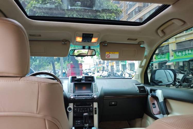 Used Toyota Prado 2010 4.0L Automatic VX NAVI Headliner