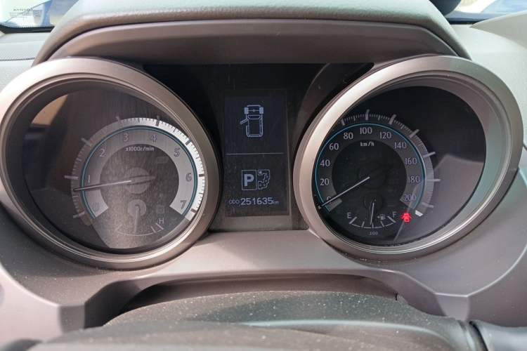 Used Toyota Prado 2010 4.0L Automatic TX-L Instrument Cluster