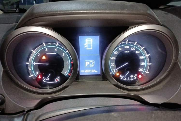 Used Toyota Prado 2010 4.0L Automatic TX-L Instrument Cluster