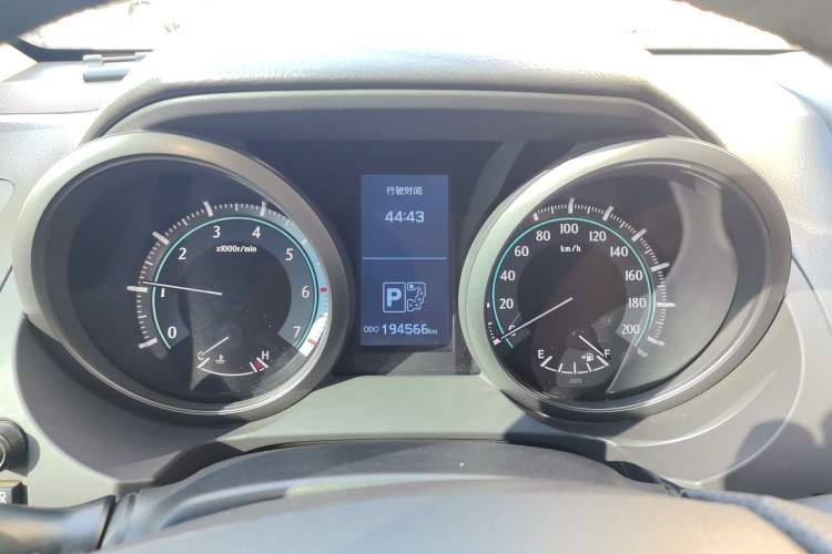 Used Toyota Prado 2010 4.0L Automatic TX-L Instrument Cluster