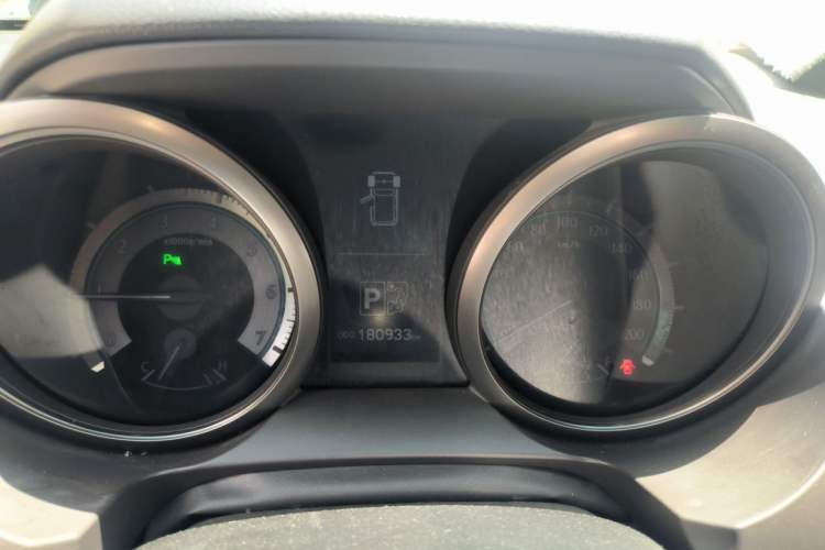 Used Toyota Prado 2010 4.0L Automatic VX Instrument Cluster