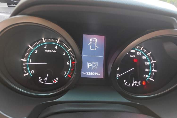Used Toyota Prado 2010 4.0L Automatic VX Instrument Cluster
