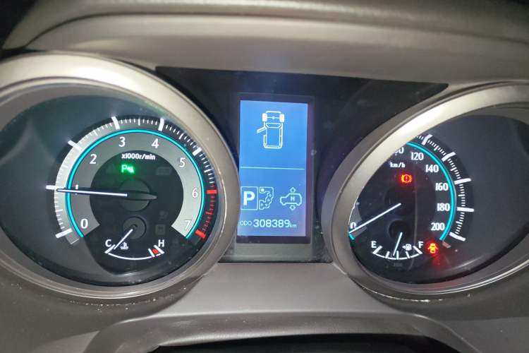 Used Toyota Prado 2010 4.0L Automatic VX NAVI Instrument Cluster