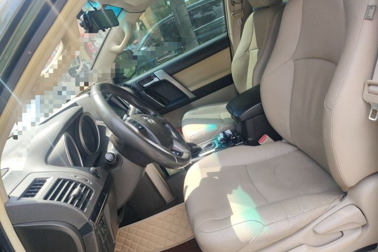 Used Toyota Prado 2010 2.7L Automatic Deluxe Edition Left Front Seat