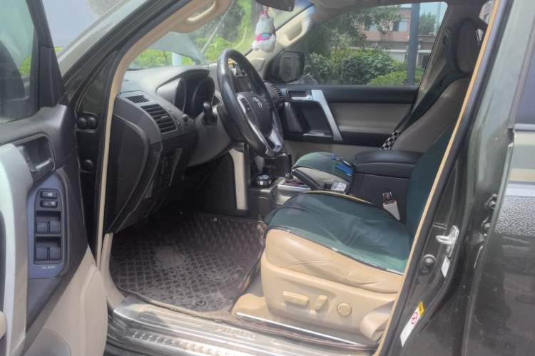 Used Toyota Prado 2010 4.0L Automatic TX-L Left Front Seat