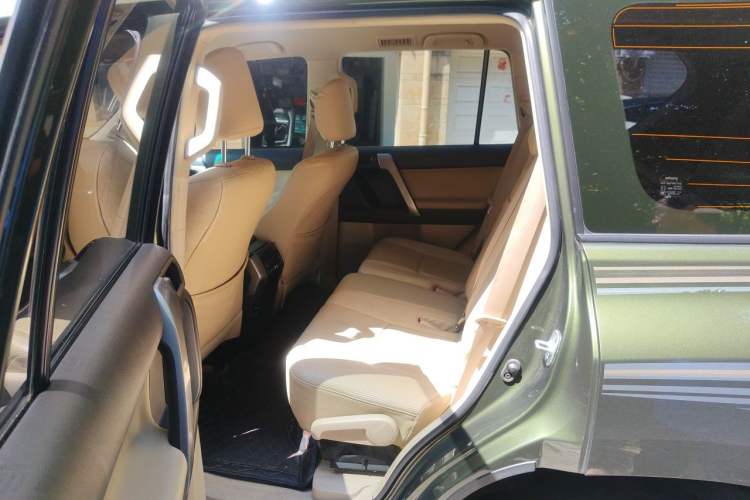 Used Toyota Prado 2010 2.7L Automatic Standard Edition Left Rear Seat