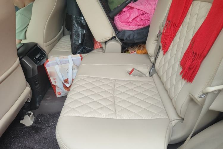Used Toyota Prado 2010 2.7L Automatic Standard Edition Left Rear Seat