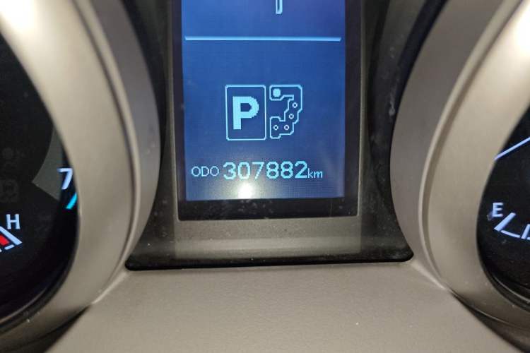 Used Toyota Prado 2010 4.0L Automatic TX-L Odometer Close Up