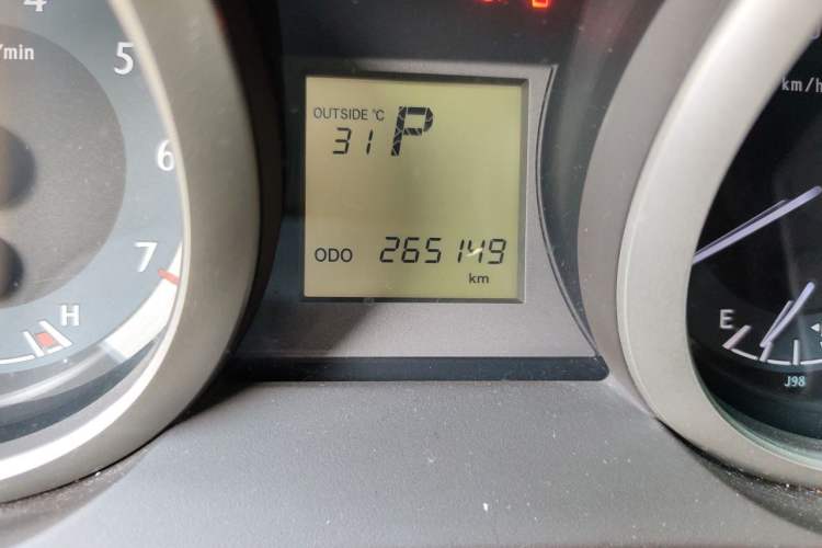 Used Toyota Prado 2010 2.7L Automatic Standard Edition Odometer Close Up