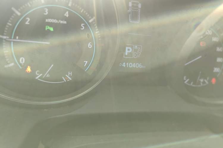 Used Toyota Prado 2010 4.0L Automatic VX Odometer Close Up