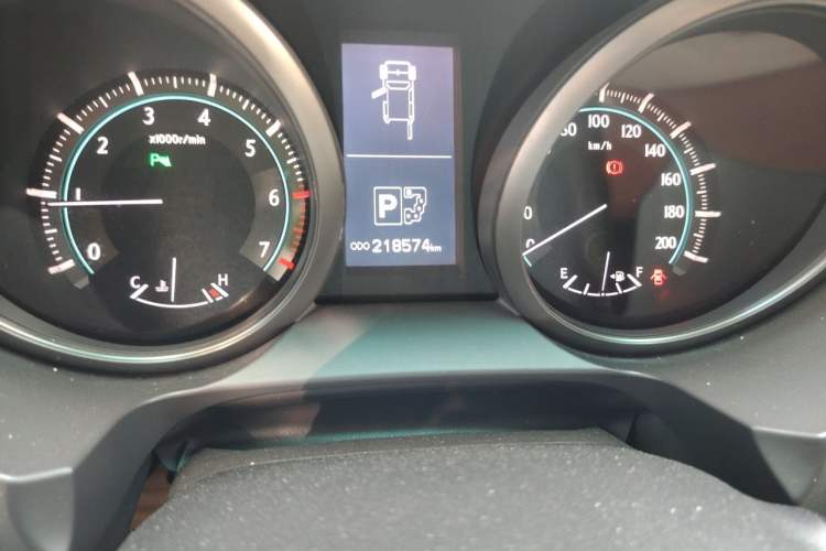 Used Toyota Prado 2010 4.0L Automatic TX-L NAVI Odometer Close Up