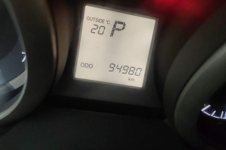 Used Toyota Prado 2010 2.7L Automatic Standard Edition Odometer Close Up