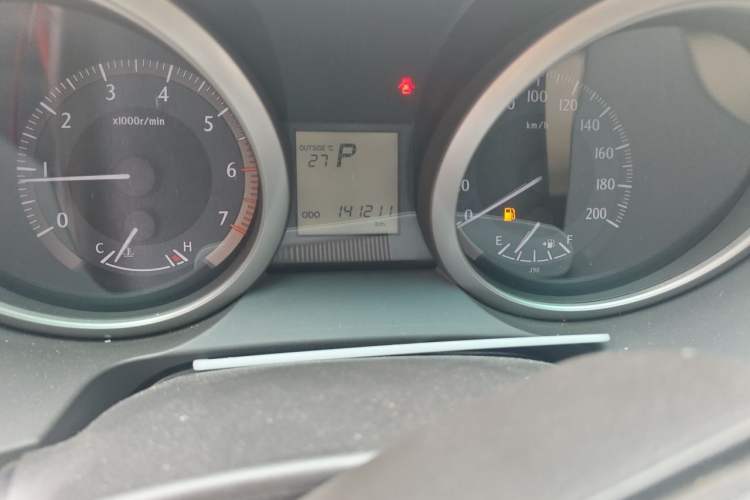 Used Toyota Prado 2010 2.7L Automatic Deluxe Edition Odometer Close Up