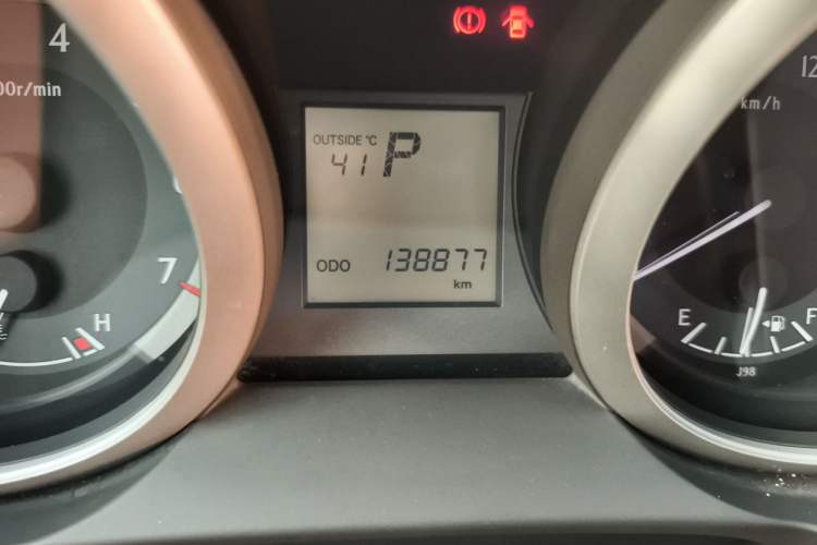 Used Toyota Prado 2010 2.7L Automatic Deluxe Edition Odometer Close Up