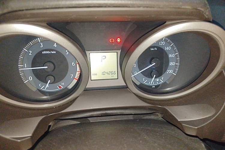 Used Toyota Prado 2010 2.7L Automatic Deluxe Edition Odometer Close Up