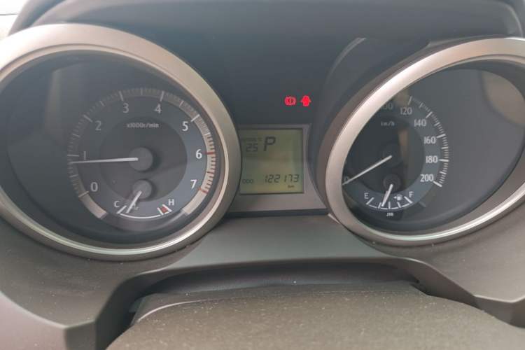Used Toyota Prado 2010 2.7L Automatic Deluxe Edition Odometer Close Up
