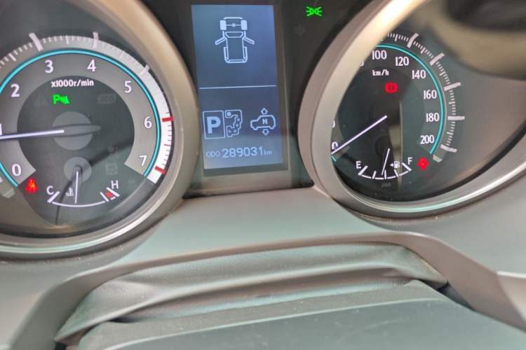 Used Toyota Prado 2010 4.0L Automatic VX NAVI Odometer Close Up