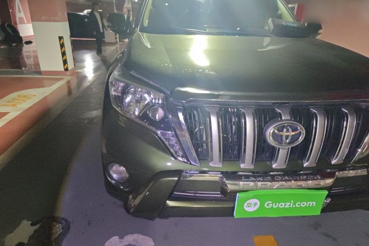 Used Toyota Prado 2010 2.7L Automatic Standard Edition Right Front Headlight